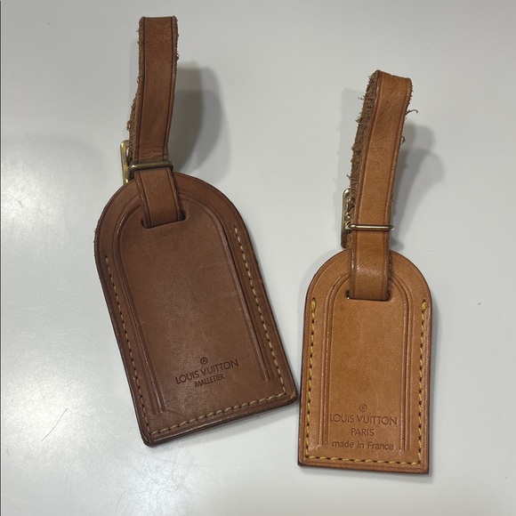 Louis Vuitton Luggage Tags - Picture 1 of 9